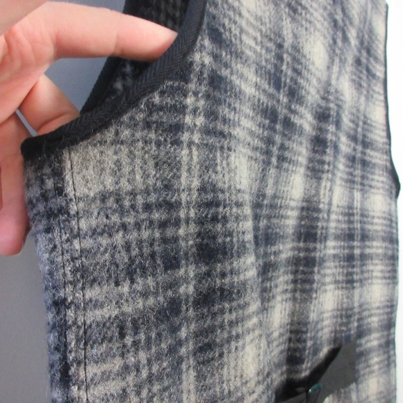 LL Bean Vintage Made in USA Plaid Zip Up Vest Women S Gray Wool Heritage 388 - Picture 5 of 13